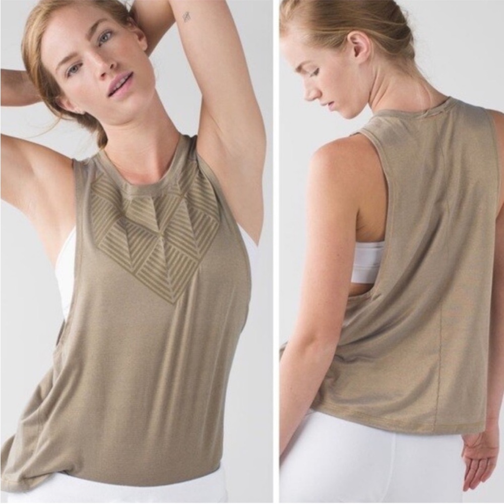 Lululemon Muscle Tank Cardio Squad reflective bronze gold shimmery small/medium